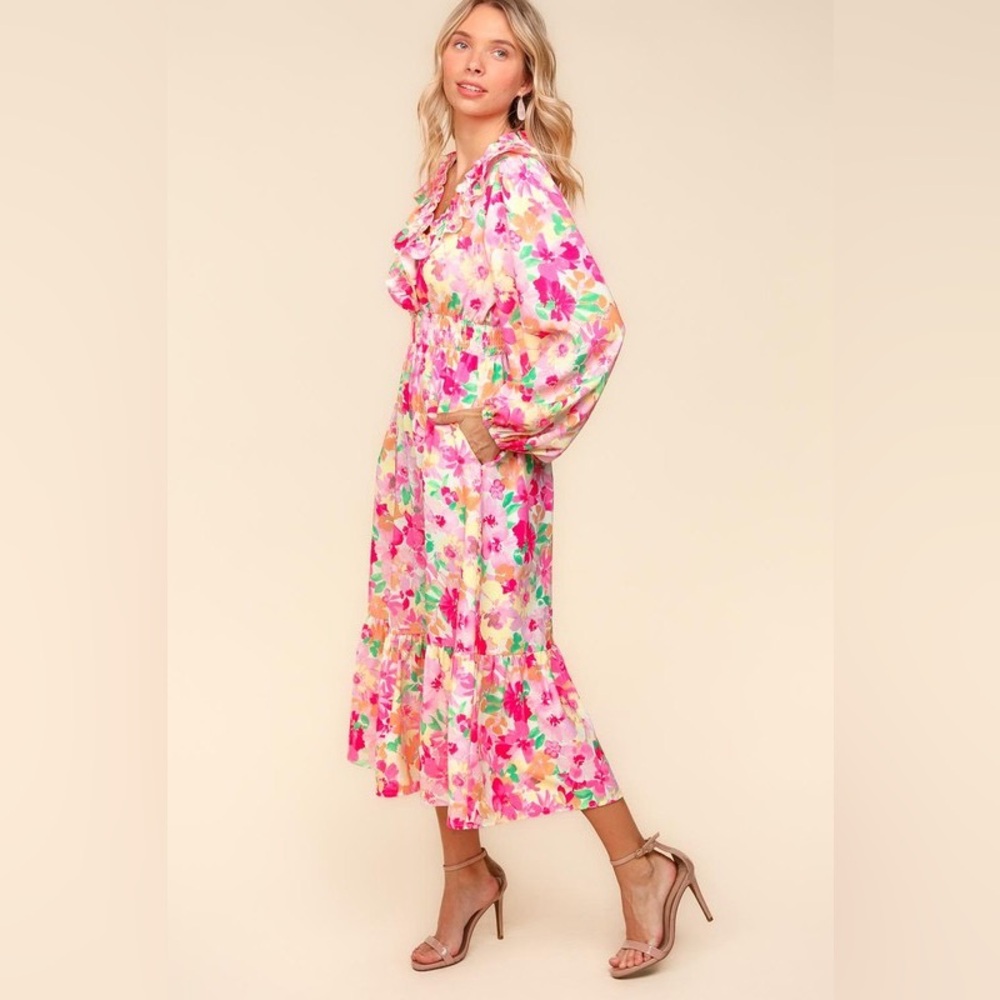 Floral Surplice Balloon Sleeve Dress with Side Pockets - Picture 4 of 6